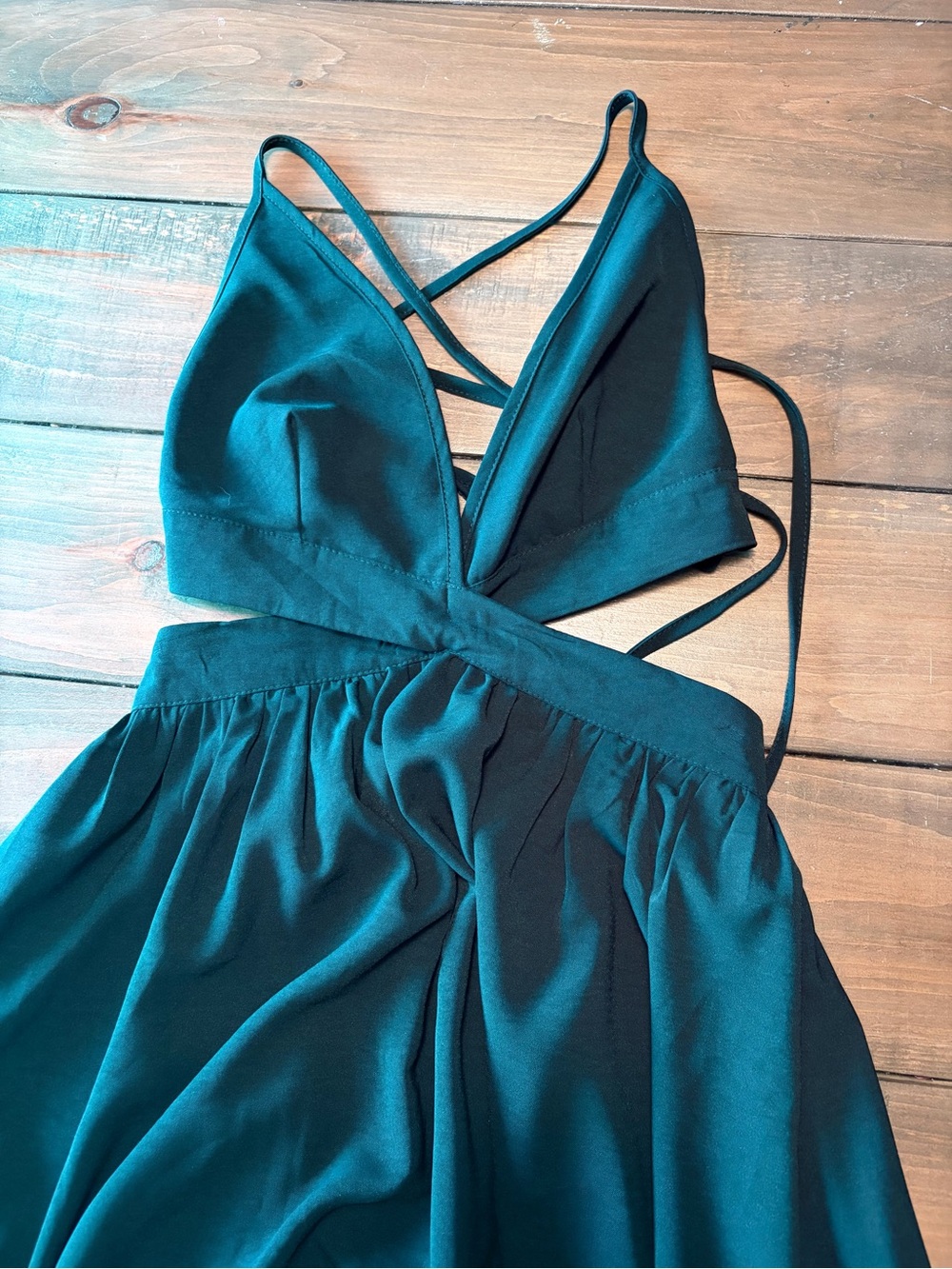 Black Sleeveless Crisscross Dress